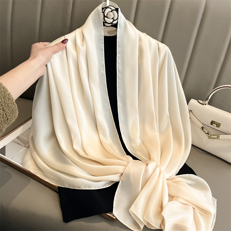 2024 marchio di lusso primaver - Scarf Silk Square recensione e prezzo