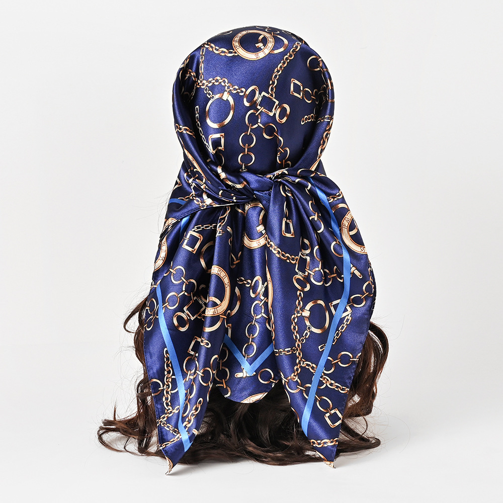 Foulard quadrato in raso da 90 - Scarf Silk Square recensione e prezzo